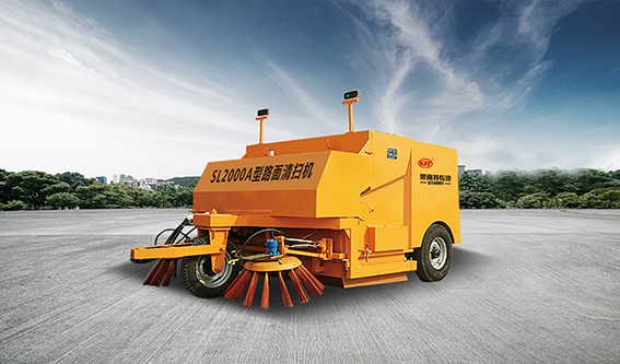 SL2000 road sweeper